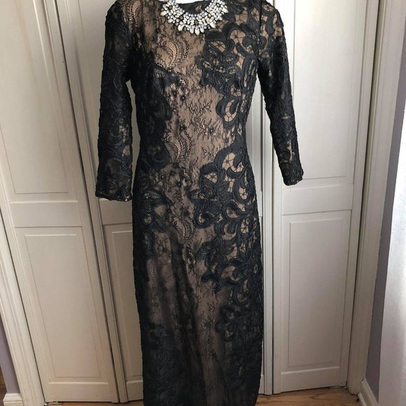 Tadashi Shoji Gown, Size 8 Trades Offers Prom Maxi Lace - Picture 3 of 10